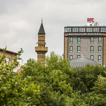 Honour Hotel